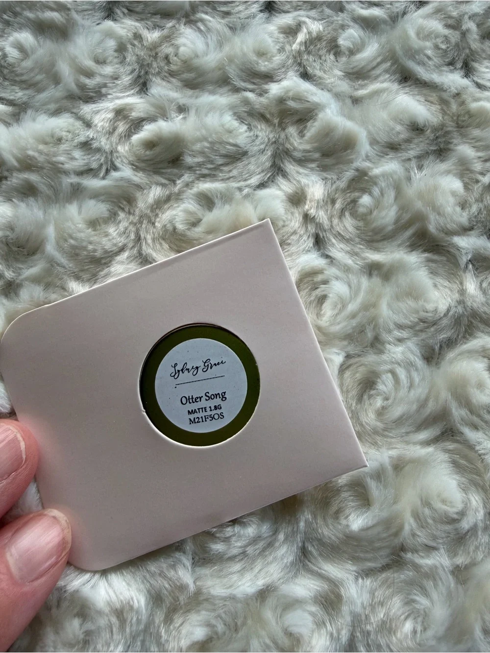 New Sydney Grace Otter Song Matte Eyeshadow
